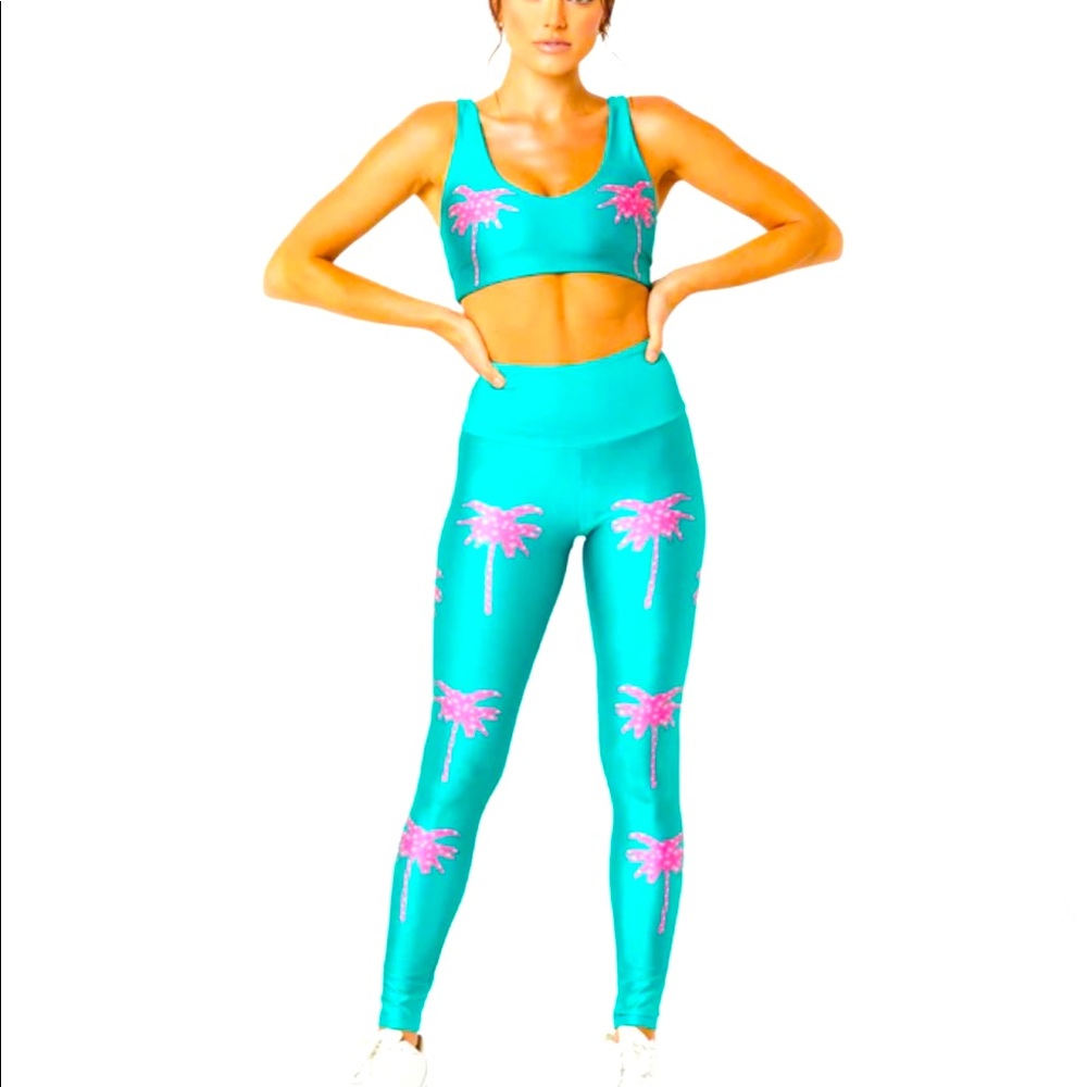 GoldSheep Set Aqua Palms Leggings and sport Bra